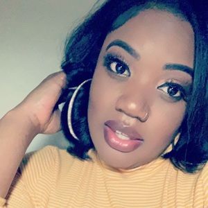 Meet your Posher, Sherrell